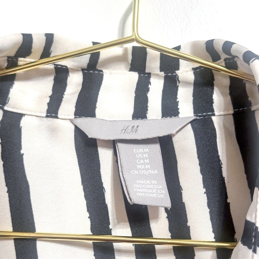 Black and White Zebra Print Long Sleeve Button Down Shirt - Picture 10 of 10